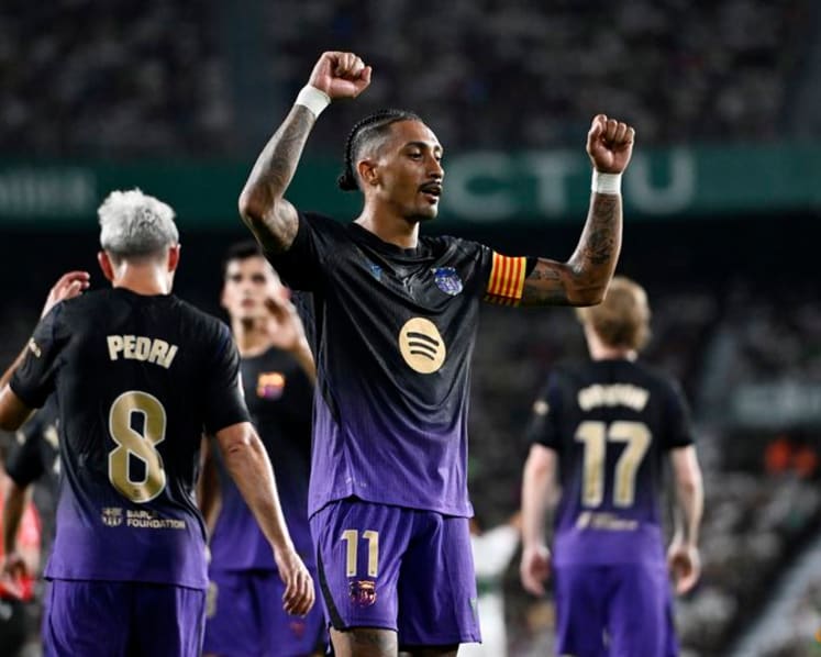 Barcelona launch LaLiga title defence with five-star Elche demolition