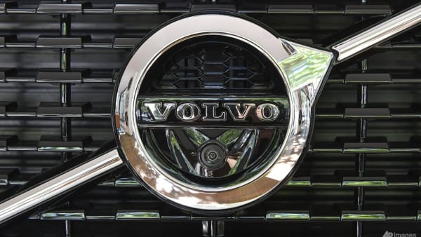 Volvo to cut up to 800 US jobs as Trump's tariffs bite - Channel News Asia (Picture 2)