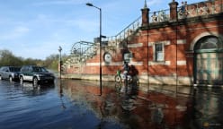Britain unprepared for worsening impact of climate change, advisers say