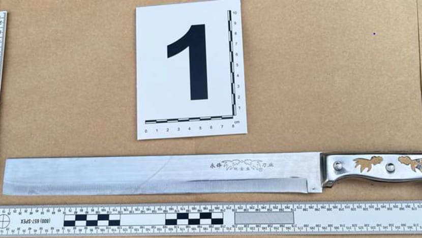 Two arrested after slashing man on forehead