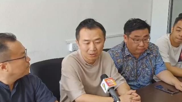 中国商人赴马考察遭同乡绑架 被困40小时幸砸门逃生