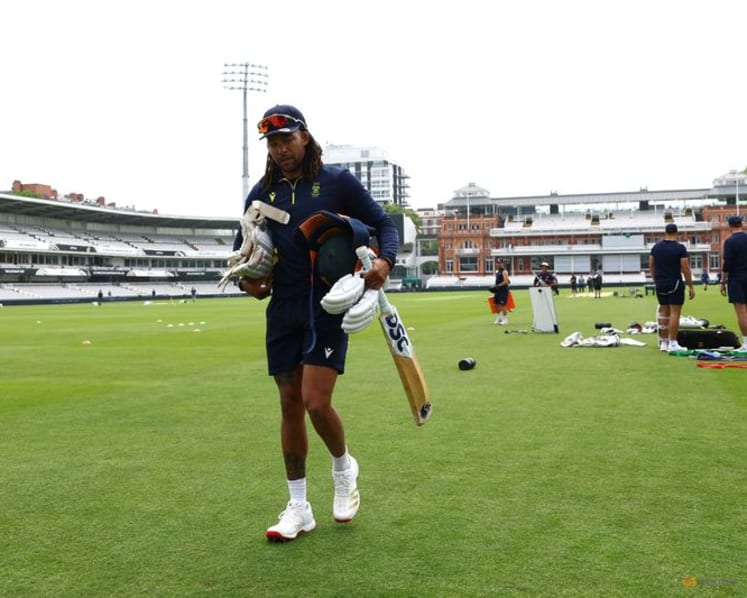 South Africa hamstring 'epidemic'  strikes again as De Zorzi ruled out of test