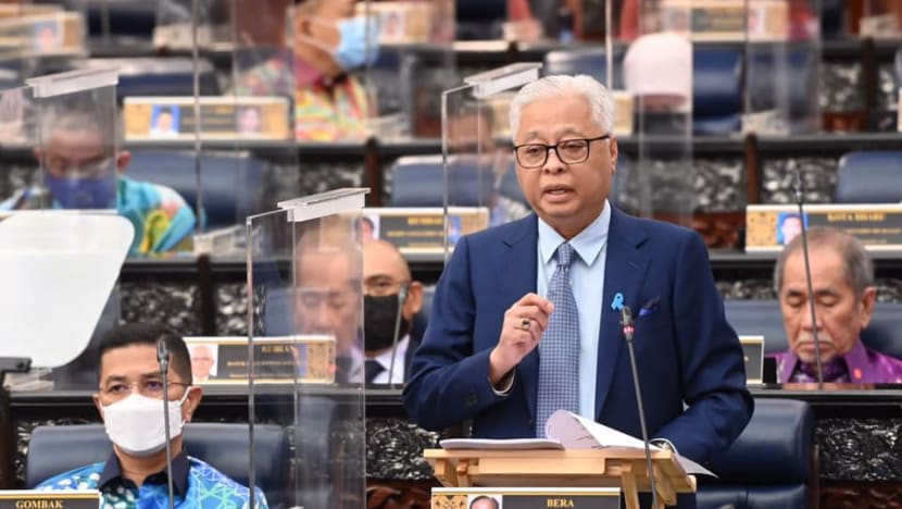 Subsidi minyak masak dikekalkan; bantu ringankan beban rakyat, kata Ismail Sabri Subsidi minyak masak dikekalkan; bantu ringankan beban rakyat, kata Ismail Sabri