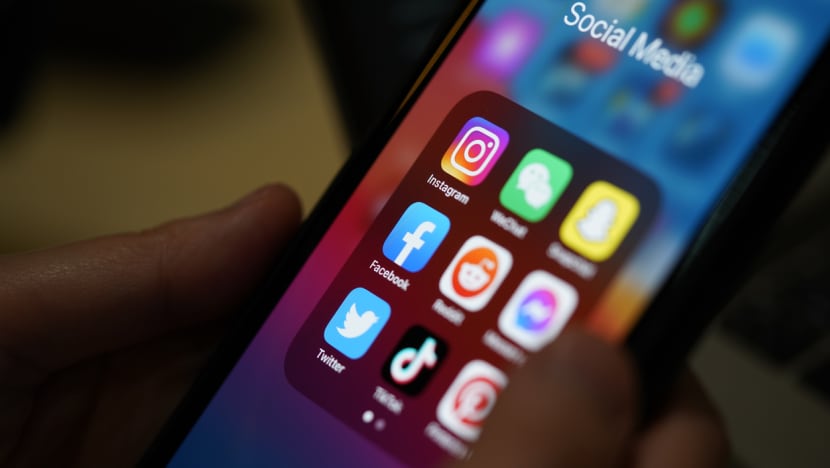 Excessive social media use linked to mental health symptoms among youths: IMH study Excessive social media use linked to mental health symptoms among youths: IMH study