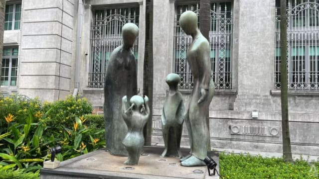 未成年时让女友怀孕 拒付赡养费 男子被判承担抚养孩子的一半费用