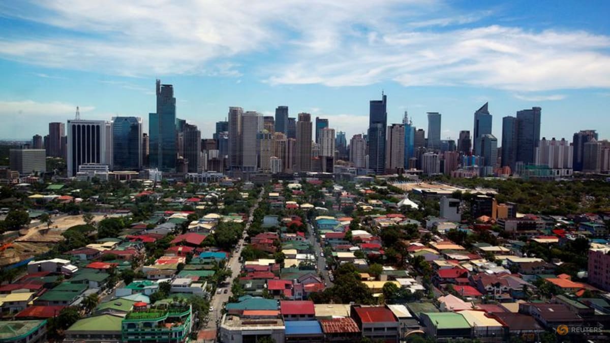 Philippines Q2 GDP grows 2.3% year-on-year, below forecast