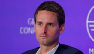 Snap CEO Spiegel defends Specs as long-term bet, pushes back against activist pressure