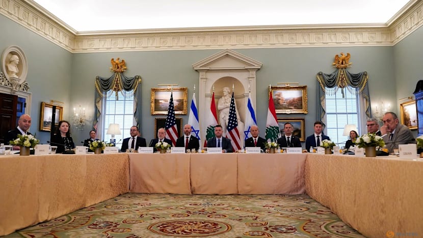 Israel and Lebanon agree to implement ceasefire