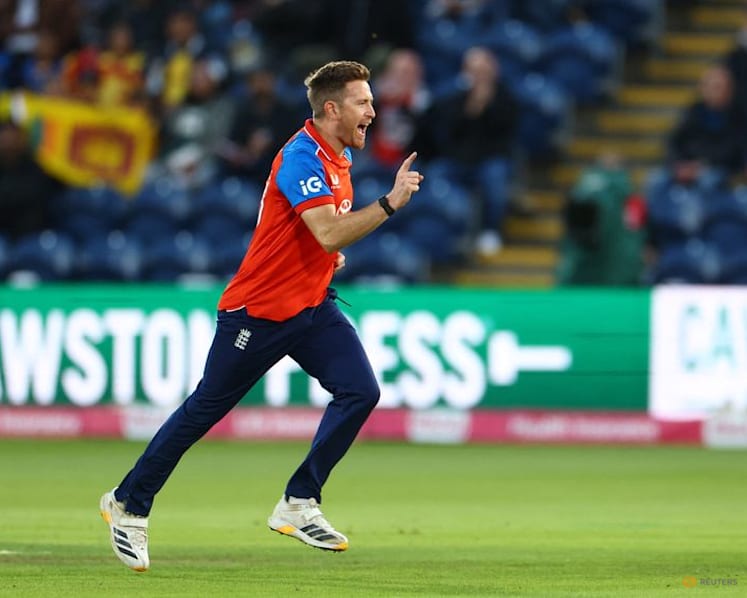 England beat Sri Lanka by six wickets to secure T20 series 2-0