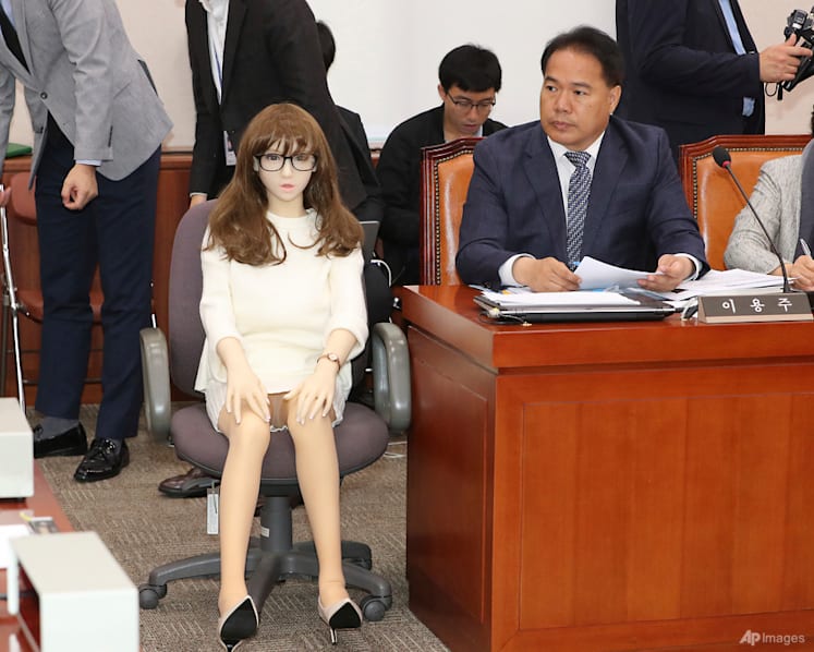 South Korea allows import of sex dolls as private matter
