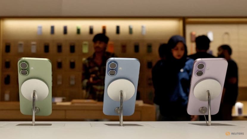 Apple to resist India order to preload state-run app as political outcry builds