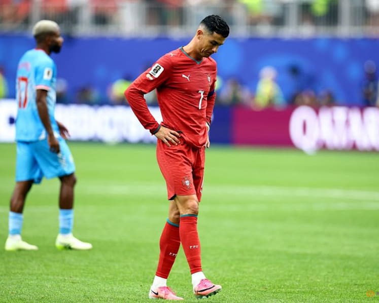 Portugal's Ronaldo does little to shake perception he is yesterday's man