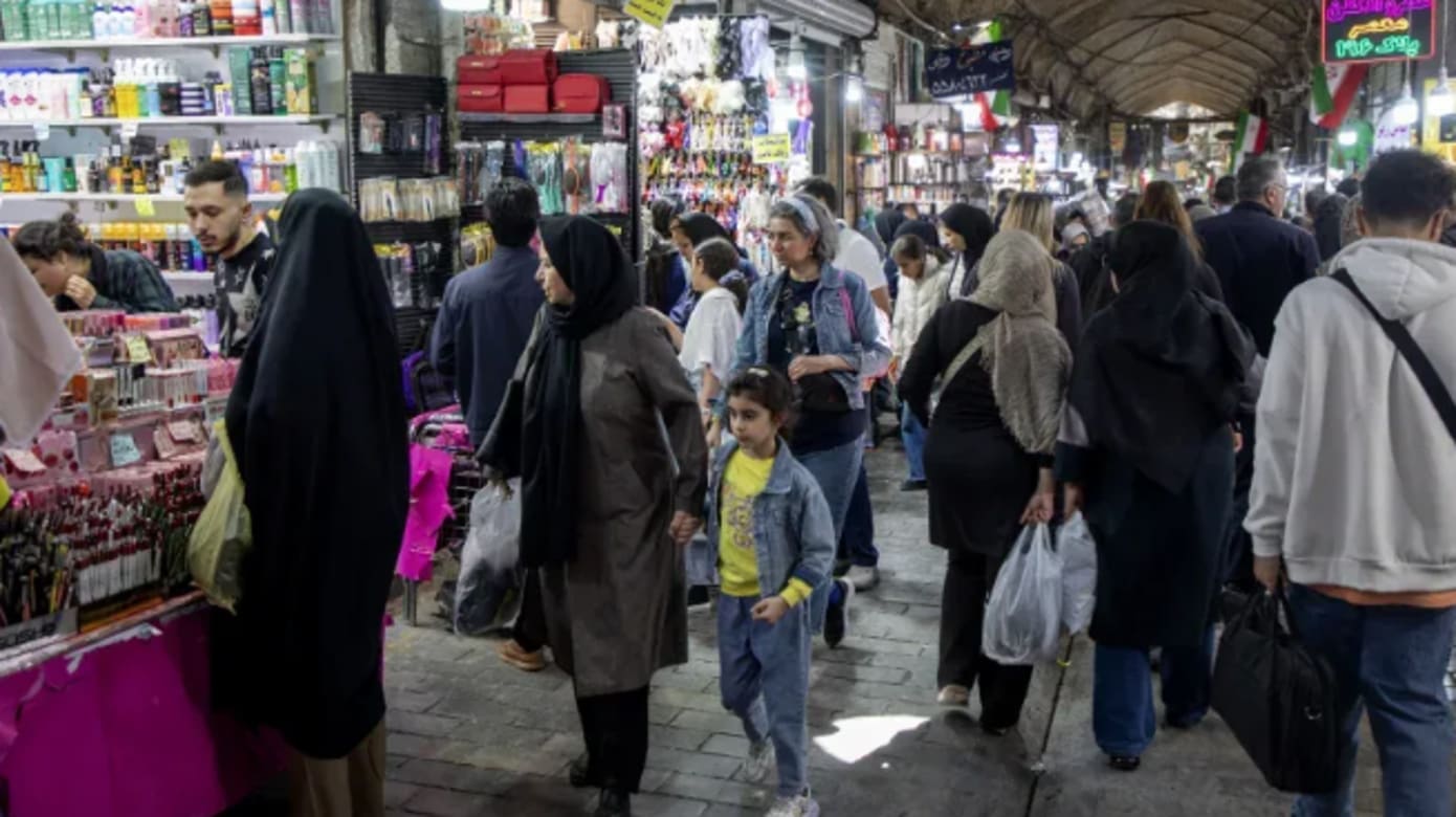 战火重创伊朗经济 数百万人恐陷失业贫困