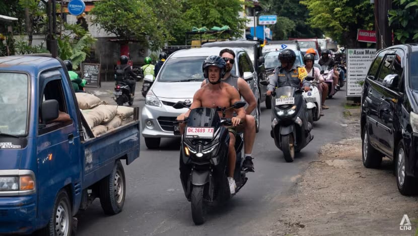 Bali terapkan belasan aturan ketat baru buat wisatawan asing, apa saja?