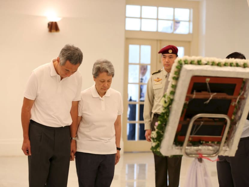 Loyal staff give Mr Lee Kuan Yew final send-off