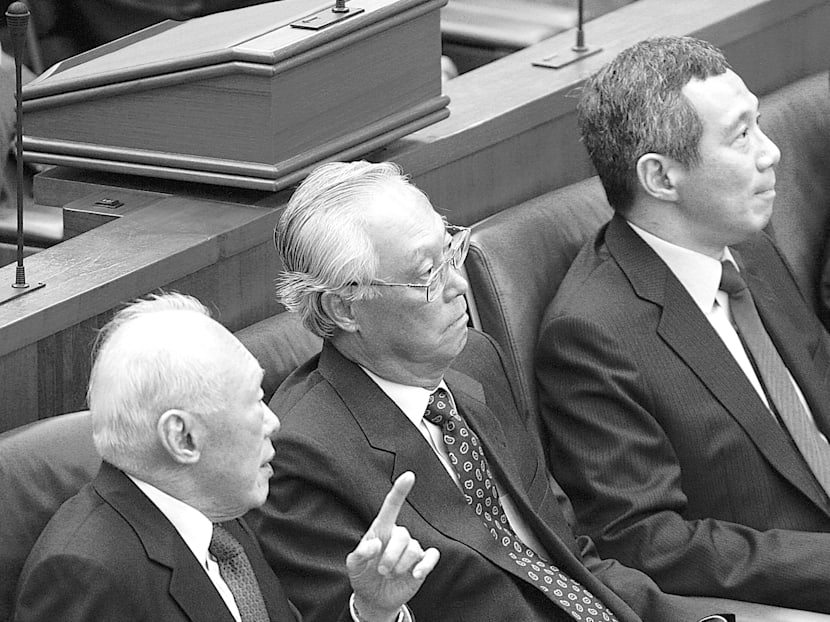 Political leadership in  S’pore now a collective effort