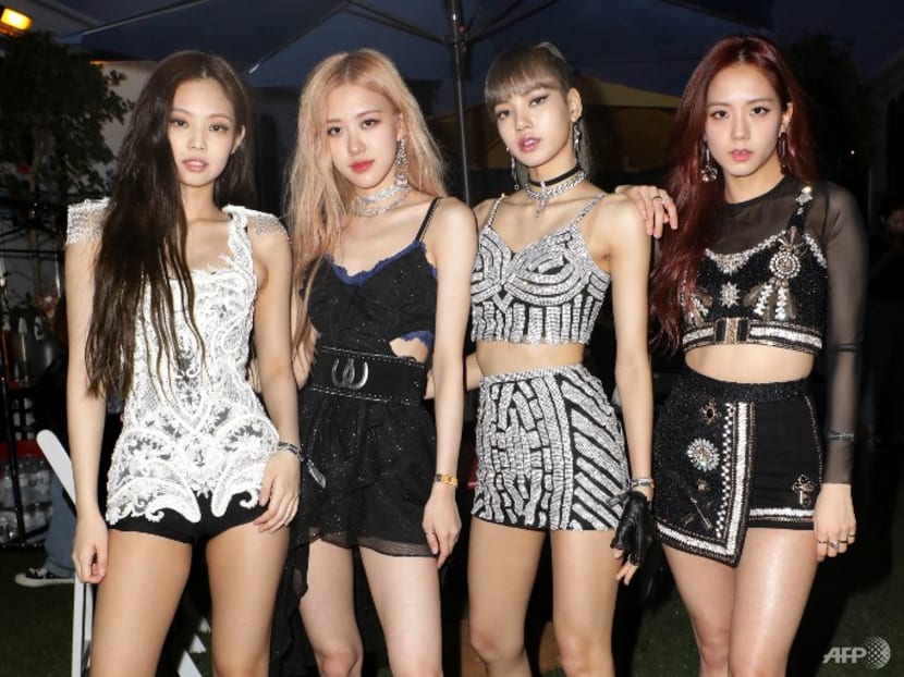 Lisa of Blackpink tests positive for COVID-19; Jisoo, Jennie, Rosé are negative Lisa of Blackpink tests positive for COVID-19; Jisoo, Jennie, Rosé are negative