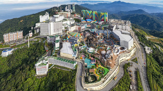 不满遗产分配姐弟对簿公堂 云顶家族4亿元遗产案开审