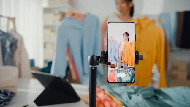 中国电商消费额突破23.8万亿元 继续居全球首位