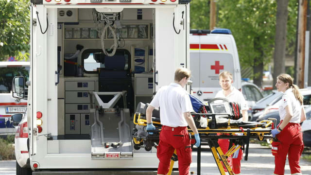 奥地利学校发生枪击案 至少十人死亡多人受伤