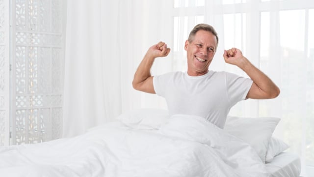 他们每天睡少于6小时，却比你更精神、更健康！