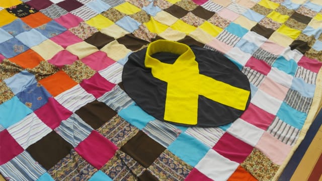 黄丝带计划与社区伙伴合作 缝制本地最大百家被
