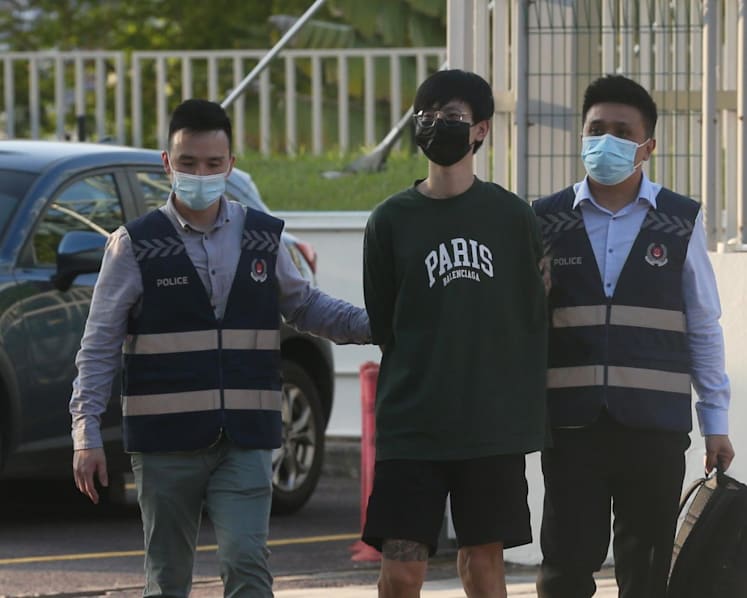 Luxury goods scam: Fugitive couple arrested in Johor Bahru, brought back to Singapore