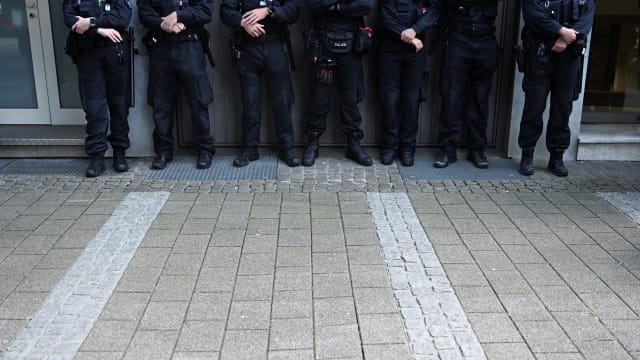 德国持刀伤人案致三人死亡 政府加强保安和庇护政策