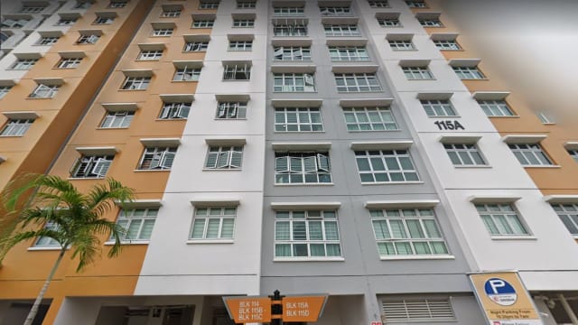涉嫌恶作剧纵火烧国庆装饰 男子落网