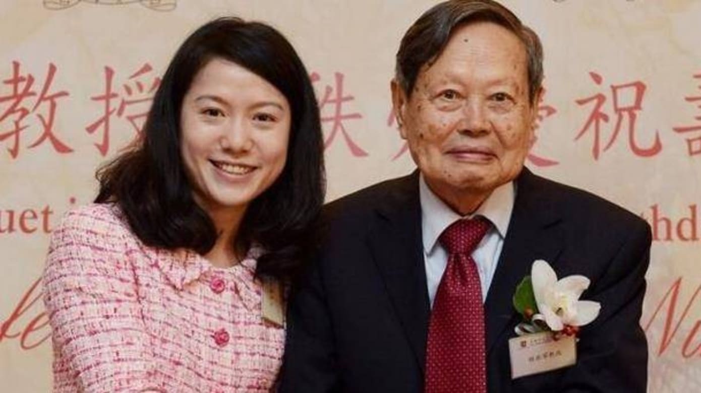 翁帆悼念杨振宁：他交出了一份满意的答卷