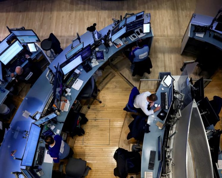Stocks dip, Treasury yields jump as oil pushes higher