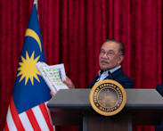 Malaysia PM Anwar makes sweeping Cabinet changes, including new trade and economy ministers 