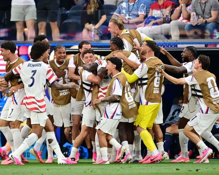US riding high after dream World Cup start, but wary of Australia