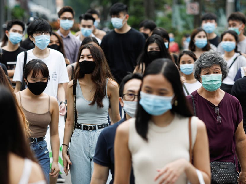 A fall in non-resident numbers, due to fewer foreigners employed during the Covid-19 pandemic, brought the total population in Singapore down to 5.69 million. A fall in non-resident numbers, due to fewer foreigners employed during the Covid-19 pandemic, brought the total population in Singapore down to 5.69 million.
