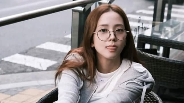 情人节回归的BLACKPINK Jisoo再释出新预告，新歌与恋爱有关？