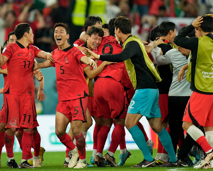 South Korea qualify for World Cup knockout stage after coming from behind to beat Portugal