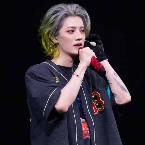 鹿晗演唱会“脸颊凹陷”疑深陷情伤,陈赫帮回应:别瞎担心