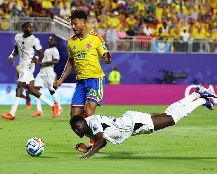 Colombia edge Ghana 1-0 to set up Switzerland showdown