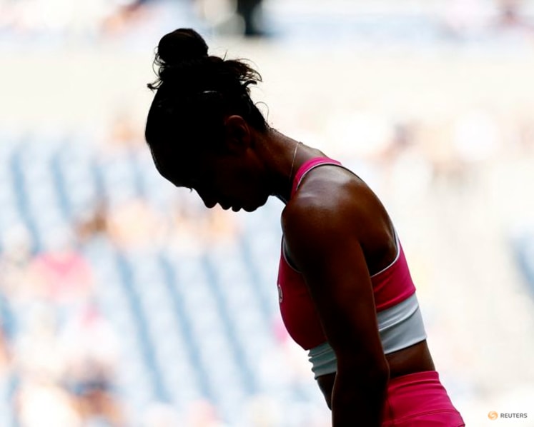 Pegula overcomes Fernandez to return to US Open fourth round