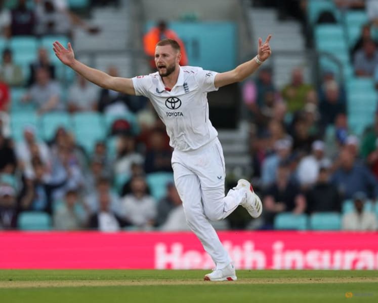 England pacer Atkinson fails concussion test after being hit by bouncers