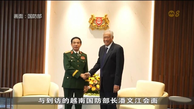 黄永宏同越南防长会面 就深化两国防务合作进行讨论