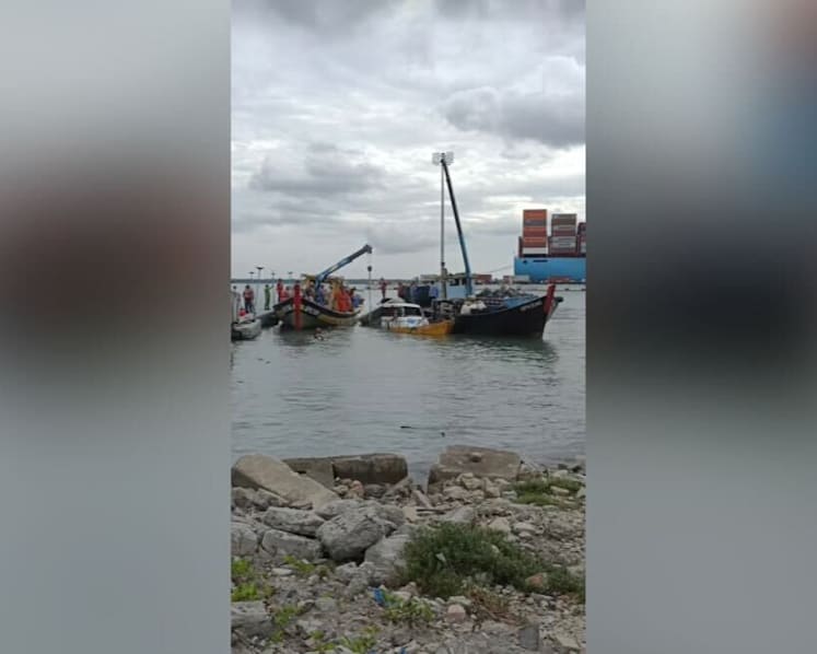 Port Klang boat capsize: Bodies of missing couple found, teen survivor recounts horror 