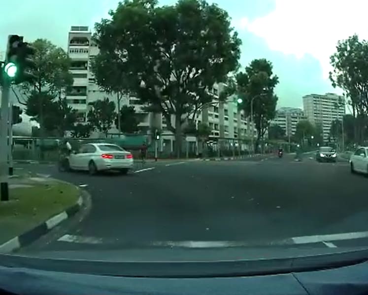 Police investigating alleged hit-and-run accident at Bukit Batok; cyclist taken to hospital