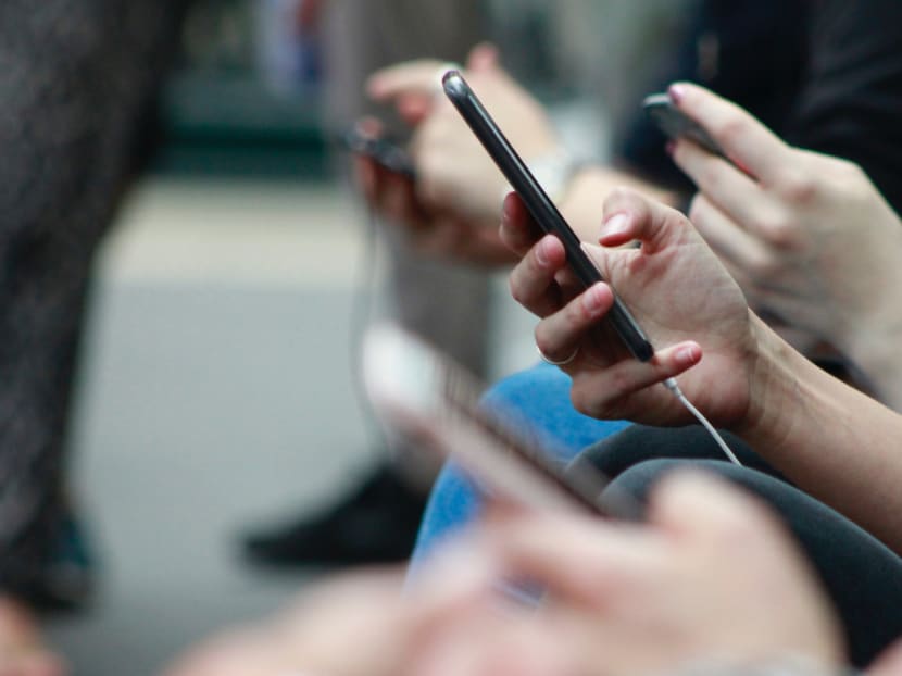 A study found that TPG Telecom users spend 4.5 per cent of the time without a mobile signal. This is far higher than M1’s 1.6 per cent, StarHub’s 1.2 per cent and Singtel’s 1 per cent. A study found that TPG Telecom users spend 4.5 per cent of the time without a mobile signal. This is far higher than M1’s 1.6 per cent, StarHub’s 1.2 per cent and Singtel’s 1 per cent.