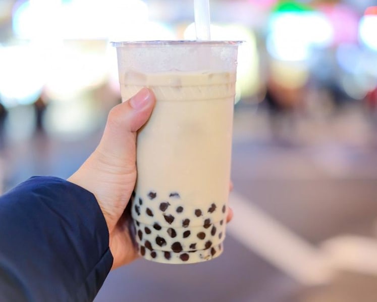 Circuit breaker: Standalone bubble tea outlets, hairdressers among businesses to be shut until at least May 4