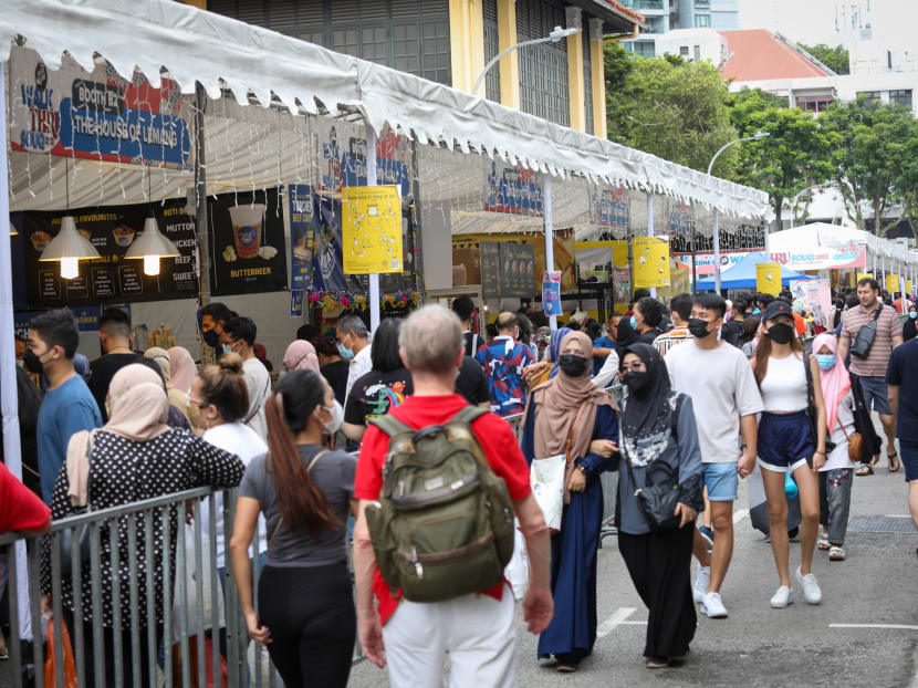 Crowds at the Ramadan bazaar in Kampong Gelam, April 24, 2022.