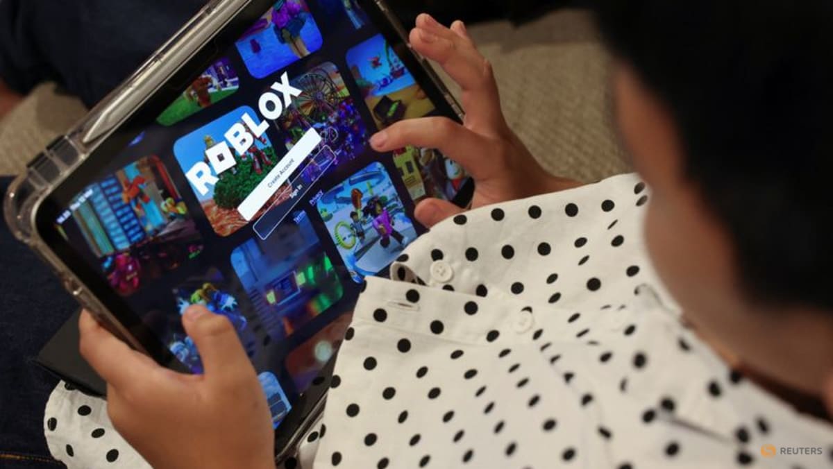 Roblox to introduce age-based accounts in child safety push