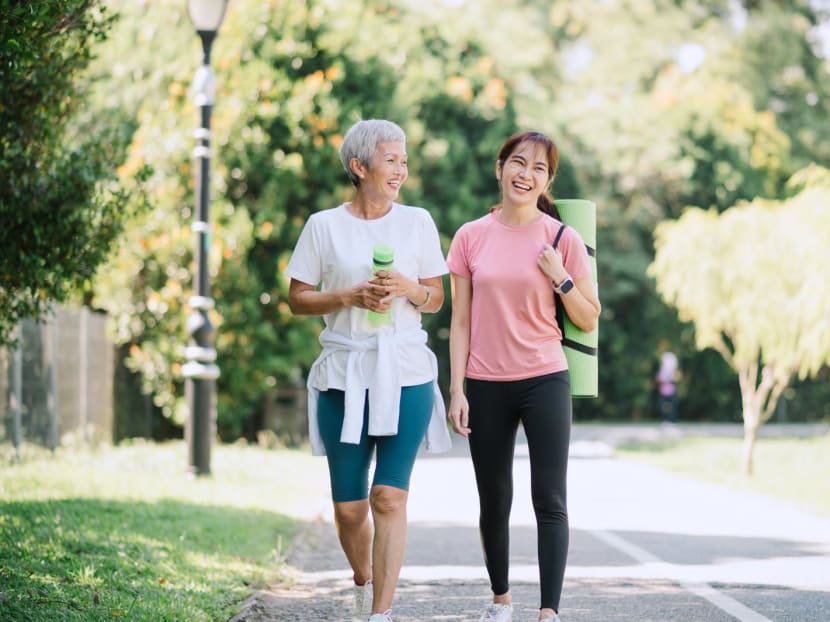 Walking 7,000 steps a day a huge boost to health: Research Walking 7,000 steps a day a huge boost to health: Research