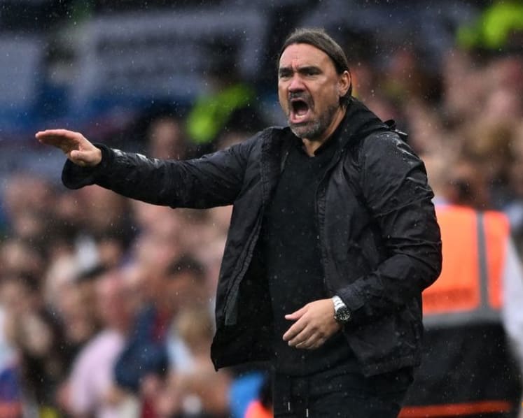 Leeds boss Farke not dwelling on deadline day disappointment