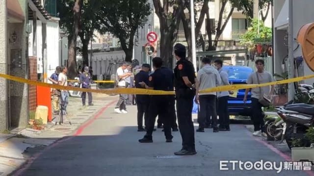 台湾通缉犯遛狗时遭开16枪 枪手驾车逃逸